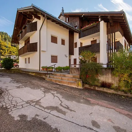 Privato Nelle Dolomiti Apartamento